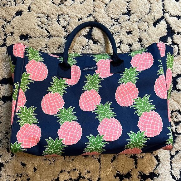 Simply Southern large beach/travel bag- navy and pink pineapple EUC - Picture 12 of 14